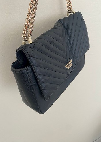 Zincir Detaylı Siyah Deri Kadın Çanta - Görsel 4