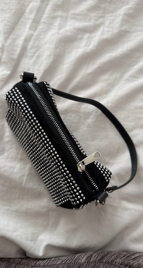 Siyah Parlak Pullu Puantiyeli Kadın Çanta - Görsel 3