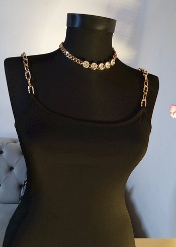 36/S beden boy 75 cm, Zincir Detaylı Siyah Midi Elbise - Görsel 2