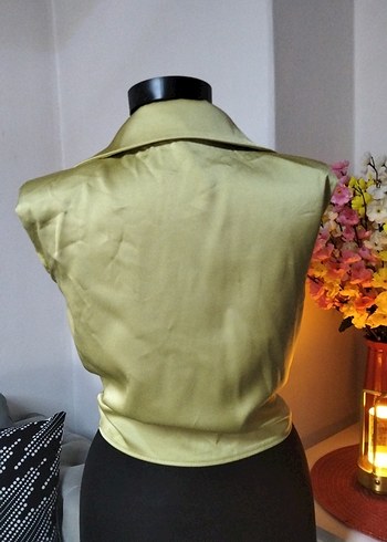 36/S beden, Kısa Kesim Saten Düğmeli Kolsuz Kadın Gömlek - Görsel 7