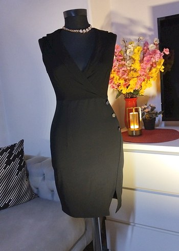 adl 34/xs beden boy 80 cm, Düğmeli Siyah V Yaka Midi Ofis Elbise - Görsel 4