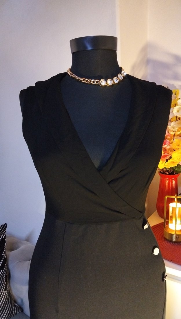 adl 34/xs beden boy 80 cm, Düğmeli Siyah V Yaka Midi Ofis Elbise - Görsel 3