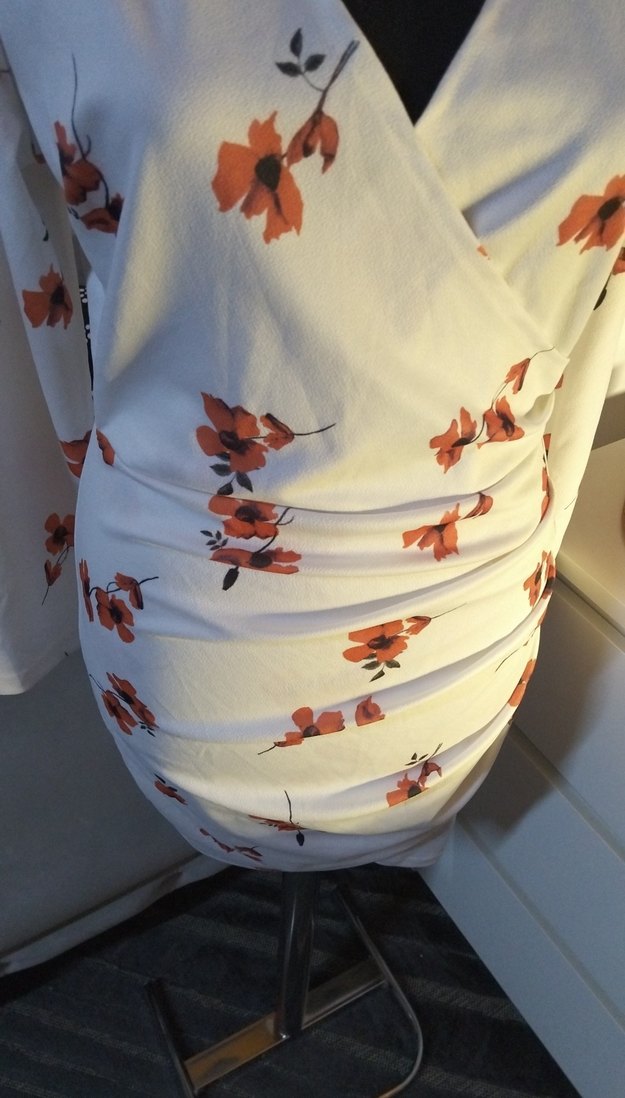 38/M beden boy 90 cm, Çiçek Desenli V Yaka Elbise - Görsel 4