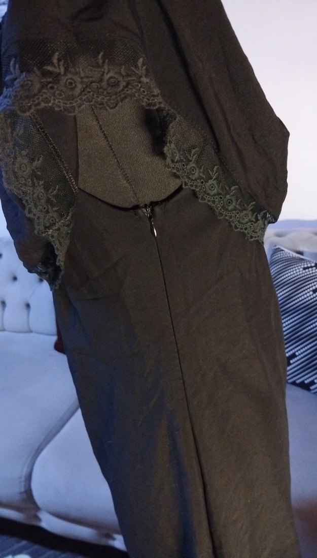 38/M beden boy 85 cm, Siyah Dökümlü Midi Gotik Elbise - Görsel 4