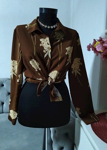 38/M beden, Düğmeli Kahverengi Çiçekli Vintage Gömlek - Görsel 2