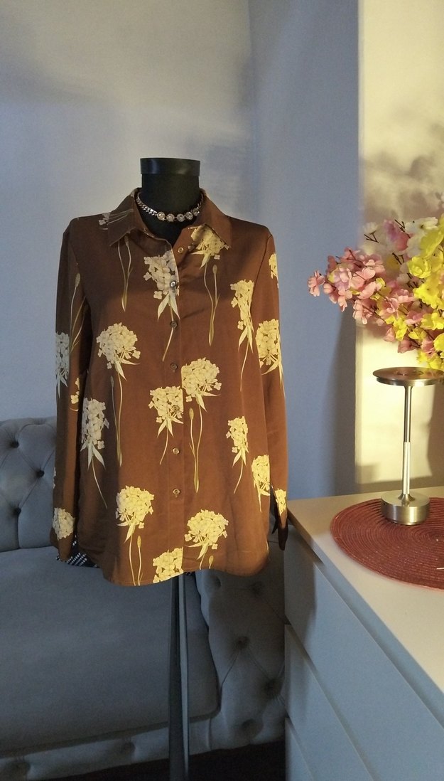 38/M beden, Düğmeli Kahverengi Çiçekli Vintage Gömlek - Görsel 5