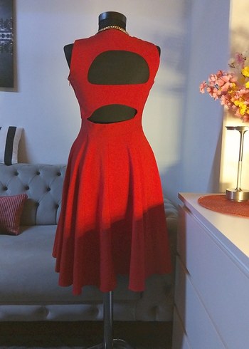 38/M beden boy 95 cm. Kırmızı Piliseli Midi Elbise - Görsel 4