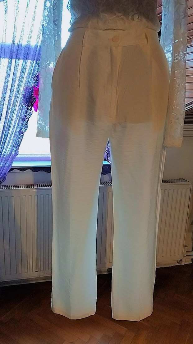 Şeffaf Beyaz Midi Kadın Pantolon - Görsel 3