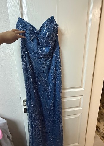 Uzun Lacivert Nakışlı taşlı Straplez Abiye Elbise - Görsel 2