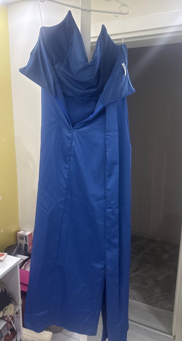 Mavi Drapeli yırtmaçlı Uzun Abiye Elbise - Görsel 3