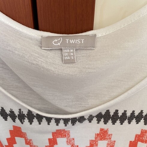 m Beden Twist marka püsküllü tshirt