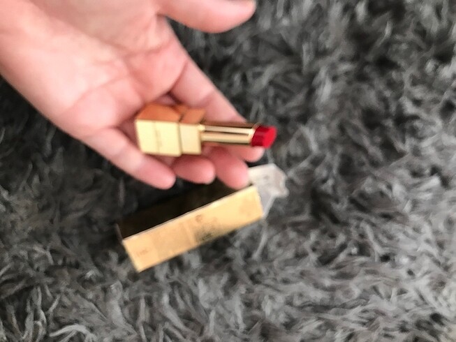 Beden altın Renk Ysl ruj no 1