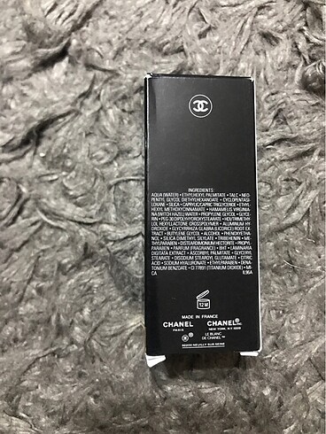 Beden Renk Chanel base lumiere