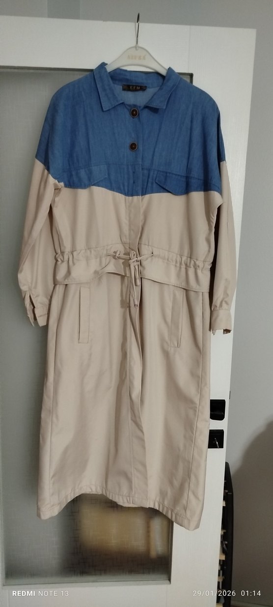 Bej Uzun Kadın Trençkot Düğmeli - Görsel 2