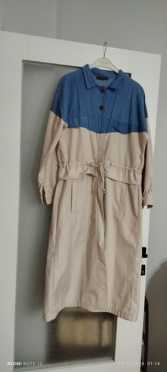 Bej Uzun Kadın Trençkot Düğmeli - Görsel 4