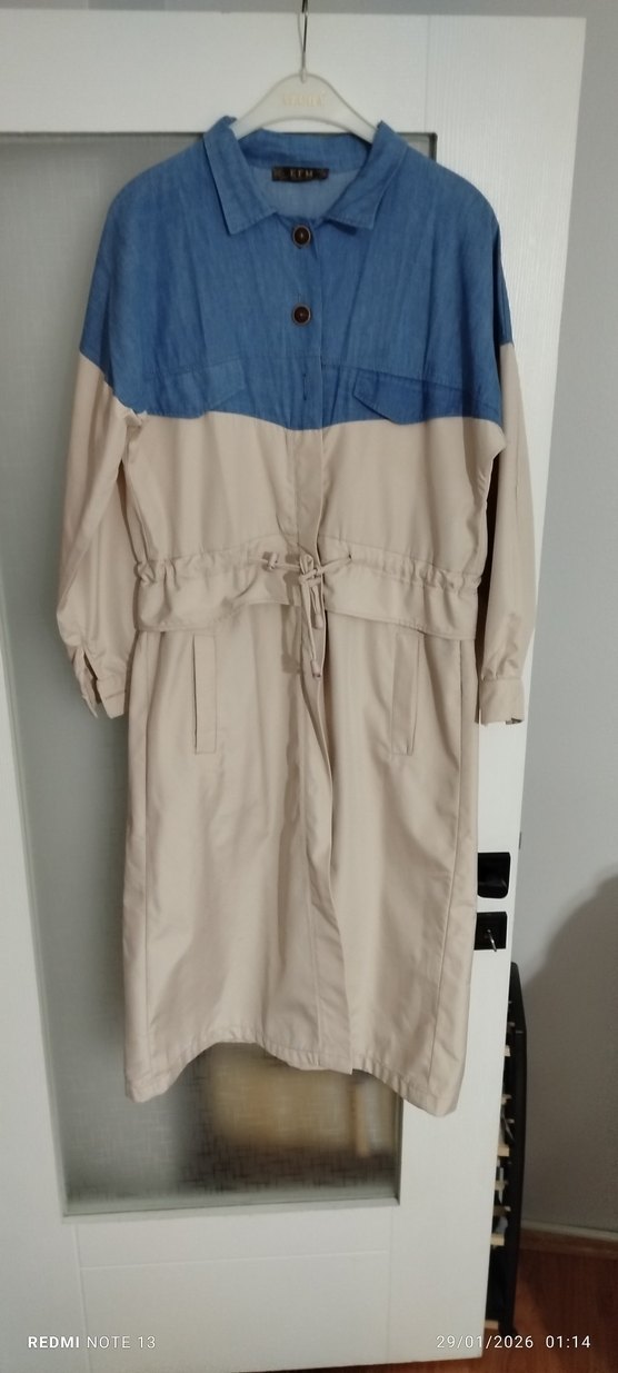 Bej Uzun Kadın Trençkot Düğmeli - Görsel 3