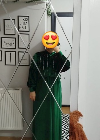 Kadın Yeşil Süet Uzun Nakışlı Elbise - Görsel 2