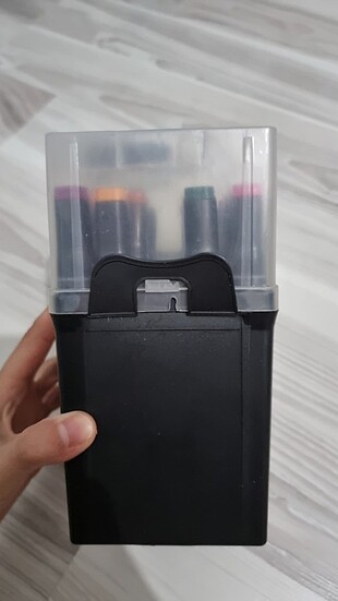 Beden Renk Özel kalem kutusu 24 adet