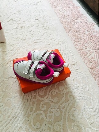 Nike spor ayakkabı