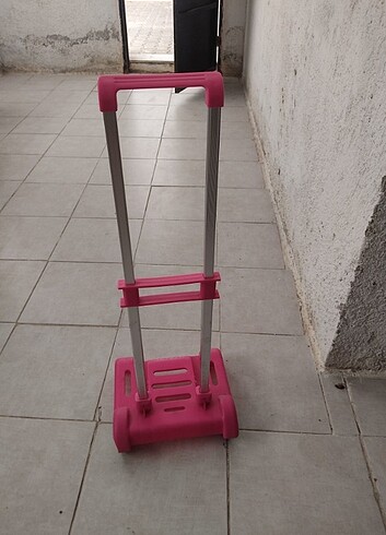 Çek çek çanta aparatı