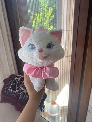 Disney kedi pelus oyuncagi