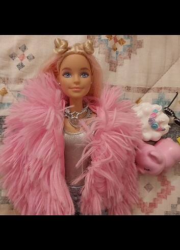 Barbie extra