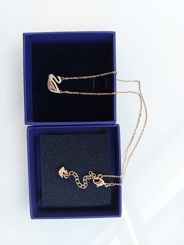 Beden altın Renk Orijinal Swarovski Swan Kolye