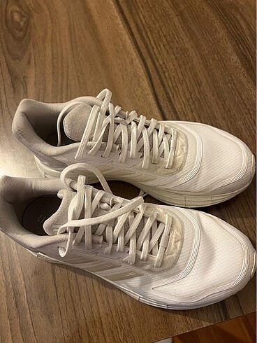 Adidas spor ayakkabı