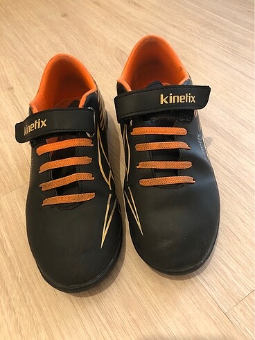 Kinetix Halı Saha ayakkabısı