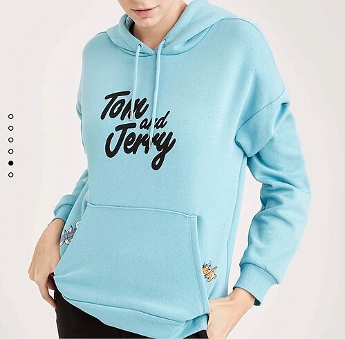 Tom ve Jerry Lisanslı Kapüşonlu Sweatshirt