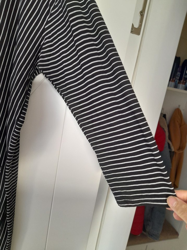 Çizgili Siyah  Tunik - Görsel 4