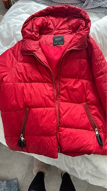 Zara xl kırmızı mont