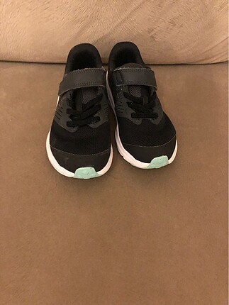 Nike kız çocuk spor ayakkabı