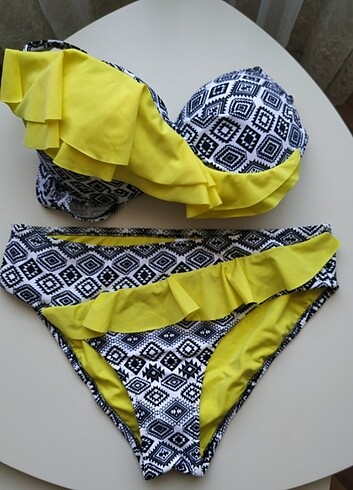 Sarı Sesenli Bikini