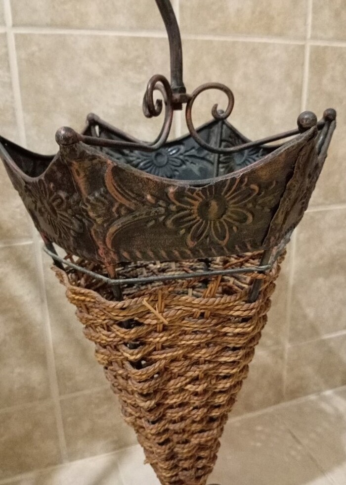 Ferforje gazetenin ve şemsiyelik - Görsel 2