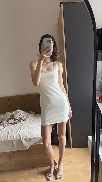 xs Beden Zara kadın beyaz elbise