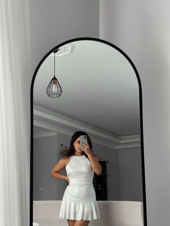 Şeffaf Detaylı Beyaz Mini Elbise - Görsel 4