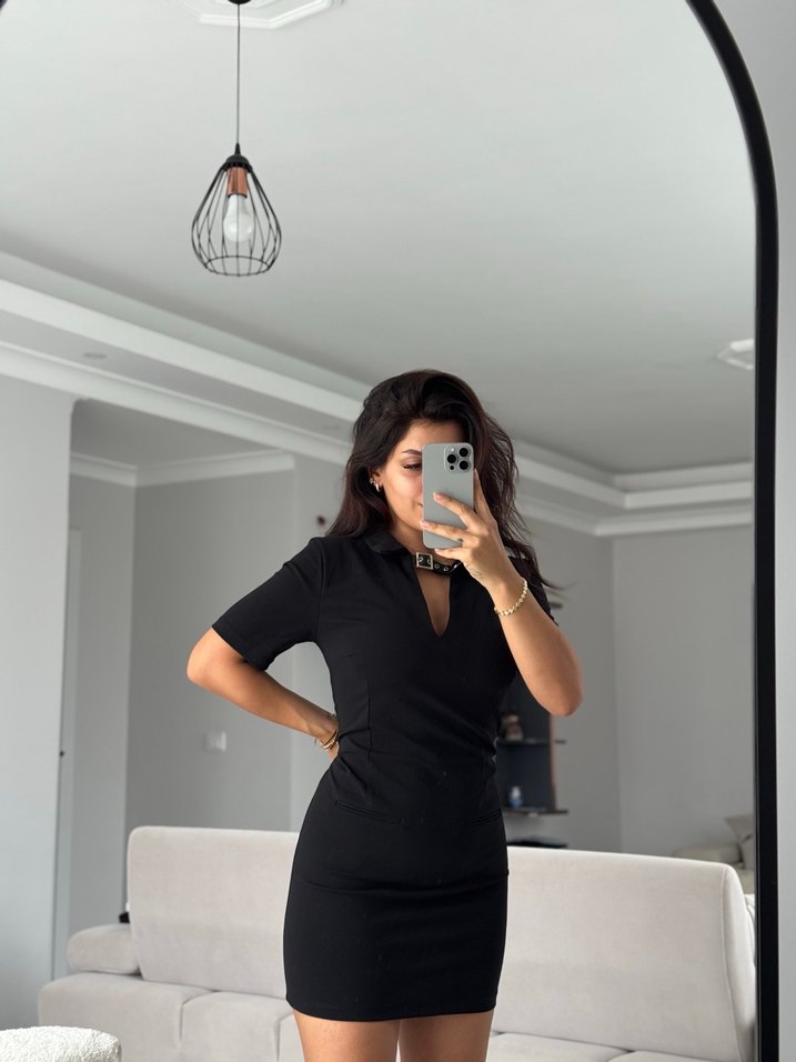 Derin V Yakalı Siyah Deri Mini Elbise - Görsel 3