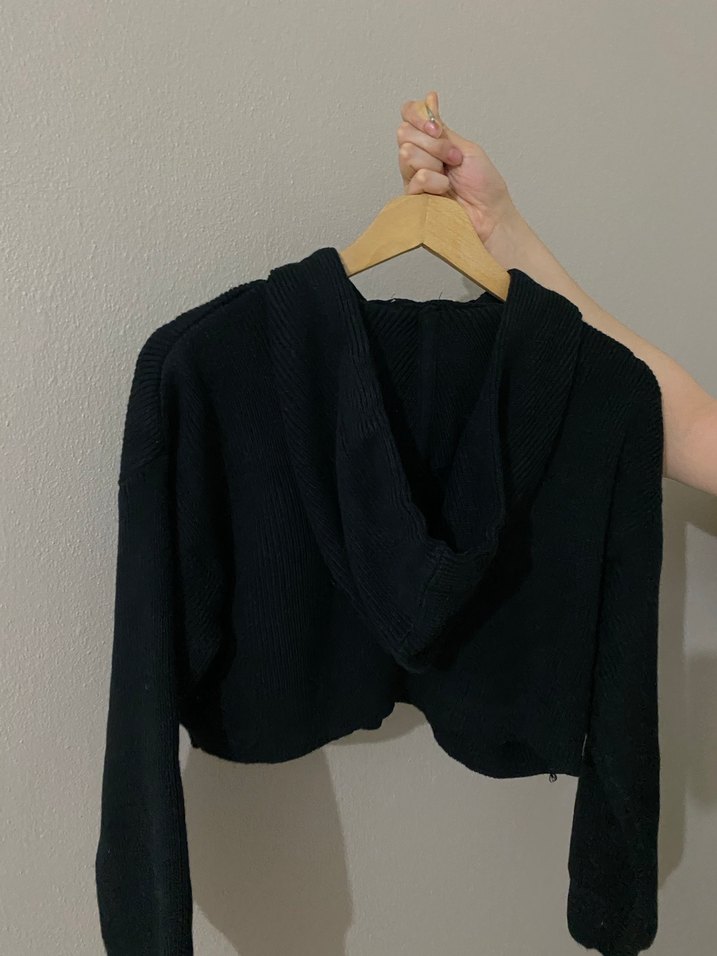 Renkli Nakışlı Siyah Uzun Kollu Crop Triko Kazak - Görsel 3