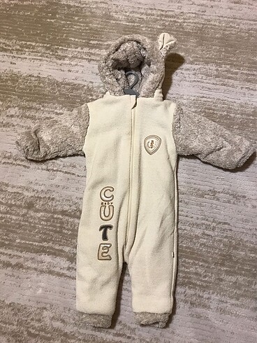 Kışlık bebek peluş tulum