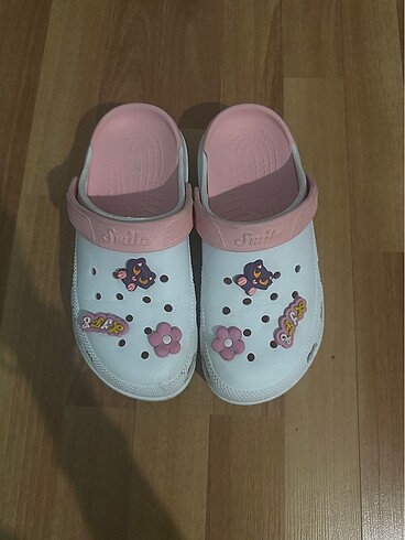 Diğer Pembe Crocs