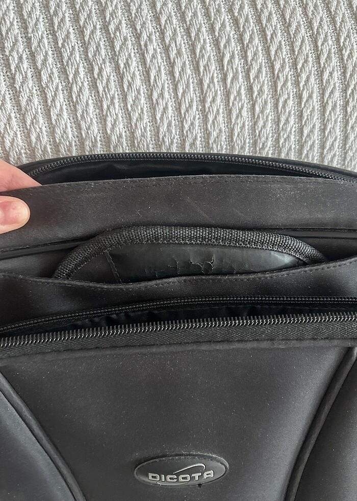 Dicota Laptop Evrak Çantası - Görsel 4
