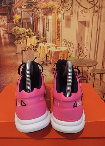 37,5 Beden Orjinal Reebok Kadın Spor Ayakkabı