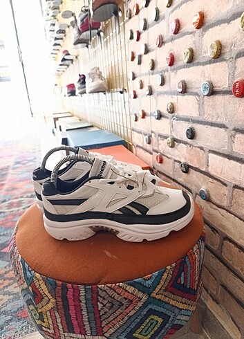 38 Beden beyaz Renk Orijinal Reebok Kadın Spor Ayakkabı