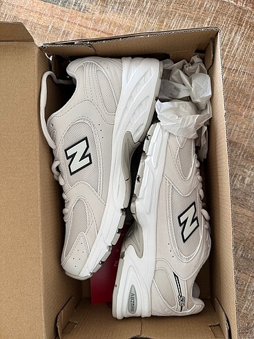 New Balance 0 Orjinal new balance 530 krem/beige white