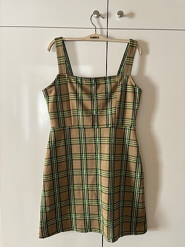 pull and bear ekoseli elbise