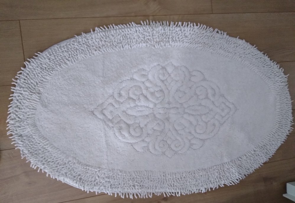 1.00*58 cm Ebatında İşlemeli Beyaz Oval Banyo Paspası - Görsel 2