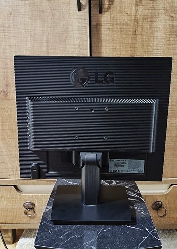 LG FLATRON L1919S-BF 19" MONİTÖR - Görsel 3