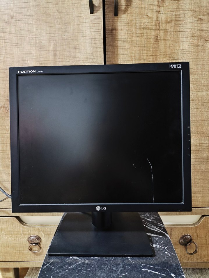 LG FLATRON L1919S-BF 19" MONİTÖR - Görsel 2