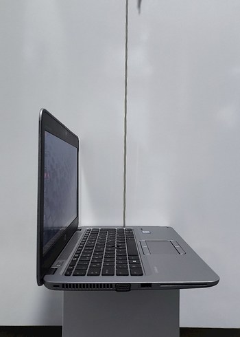 IO975_HP ELITEBOOK 820 G3 NOTEBOOK - Görsel 6